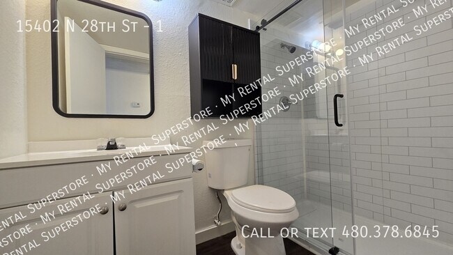 Foto del edificio - 15402 N 28th St