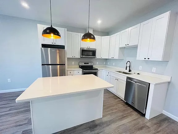 Photo - 487 Lincoln St Apartment