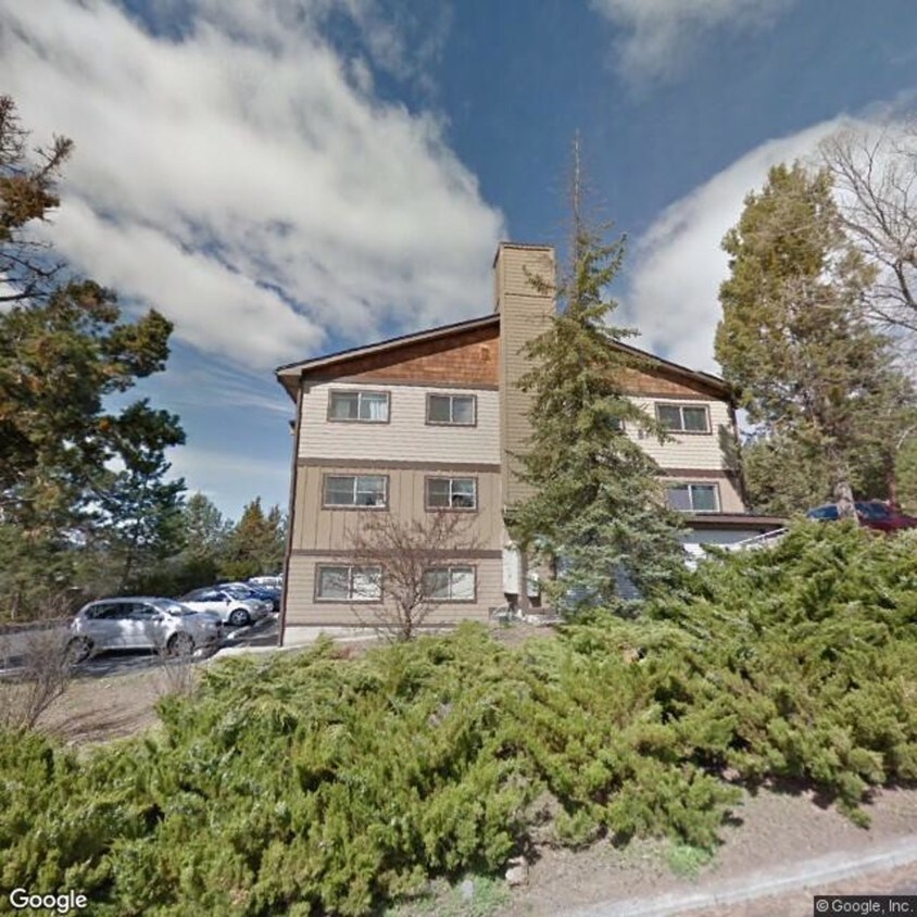 Primary Photo - 1010 NW Roanoke Ave