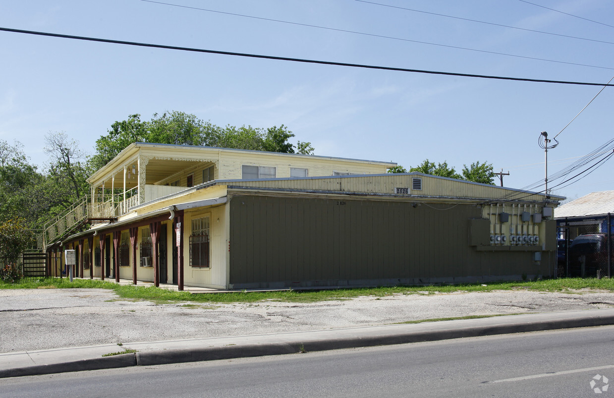 Building Photo - 2826 Culebra Rd