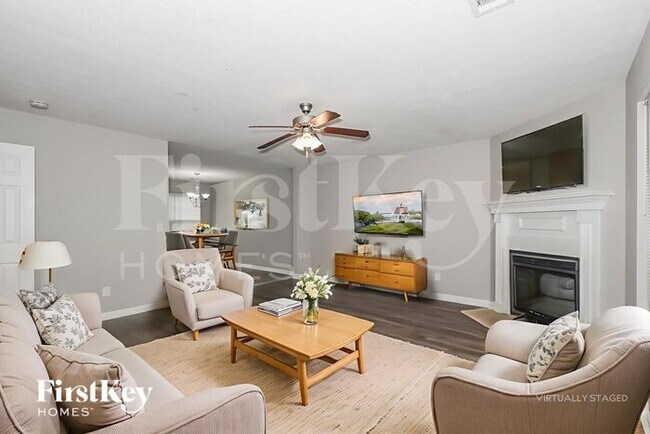 Building Photo - 311 Goldenrod Dr