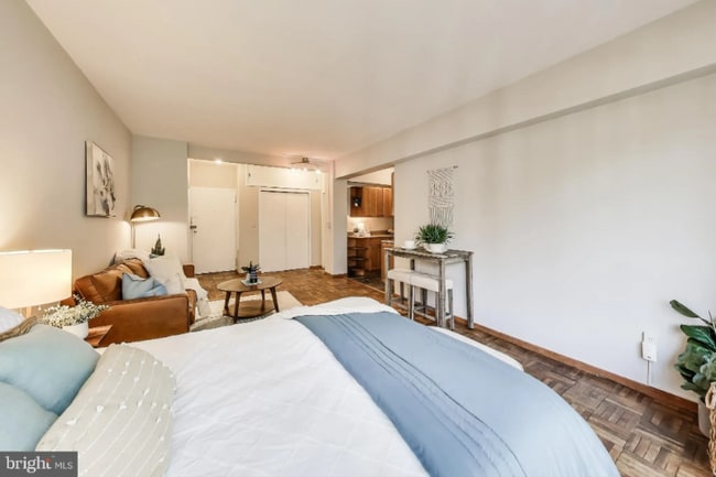 Building Photo - 1711 Massachusetts Ave NW