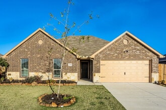 Building Photo - 605 Long Prairie Dr