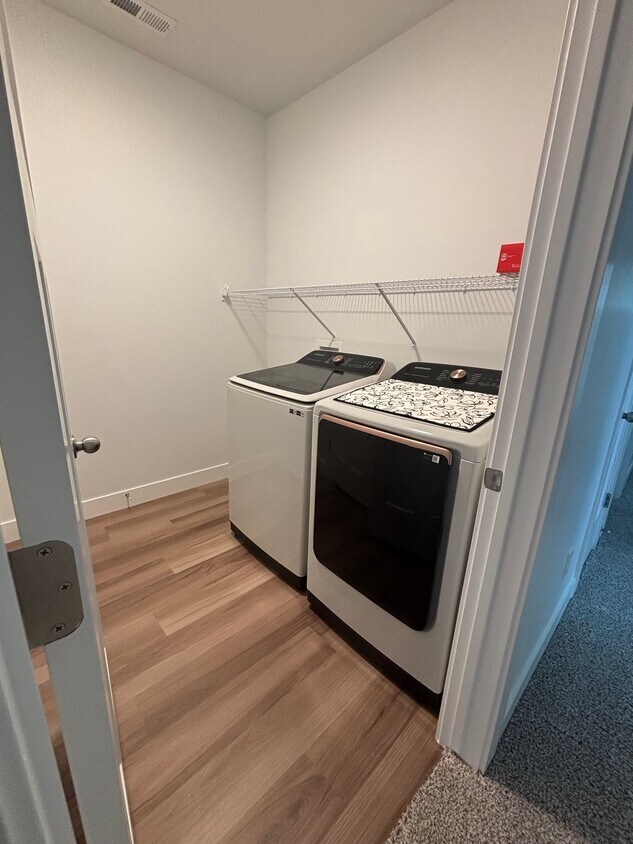 Building Photo - 13483 Commodus Dr