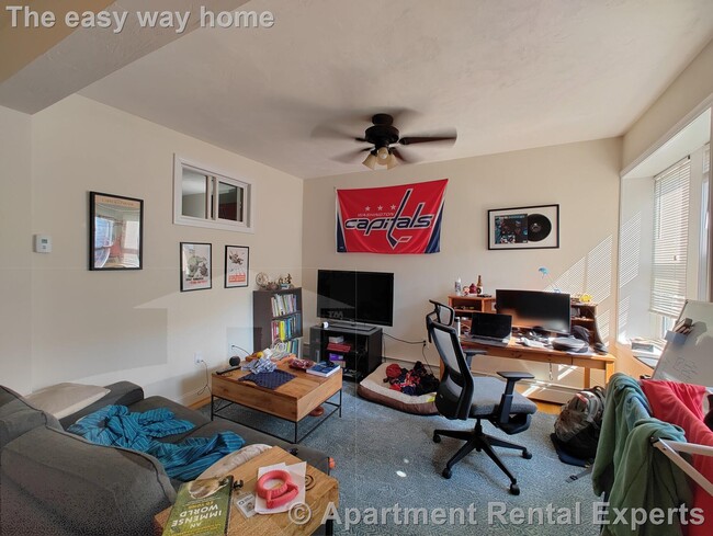 Photo - 1054 Cambridge St Apartment