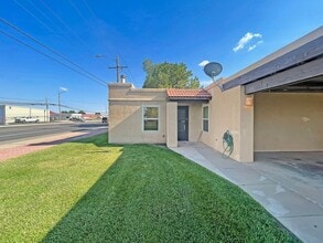 Building Photo - 4135 N Apodaca St