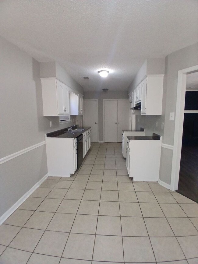 Photo - Charming 3BR/2BA in Riverdale | Modern LVP House