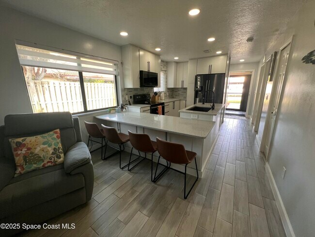 Building Photo - 3230 Sand Dunes Ct