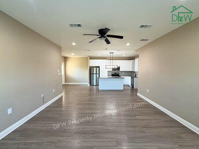 Building Photo - Spacious 4-Bedroom Corner Home - 2-Car Garage, Fenced Yard
