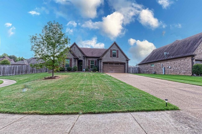 Building Photo - 2438 Red Vintage Ln