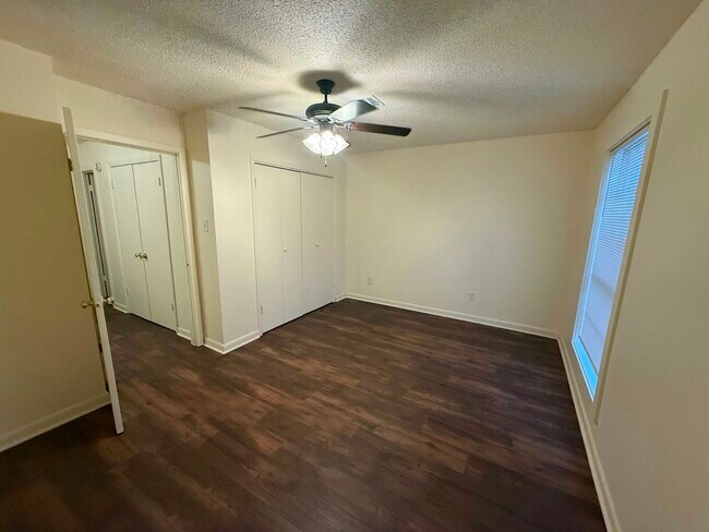 Foto del edificio - 155 (201) High Meadows Boulevard, Unit 177