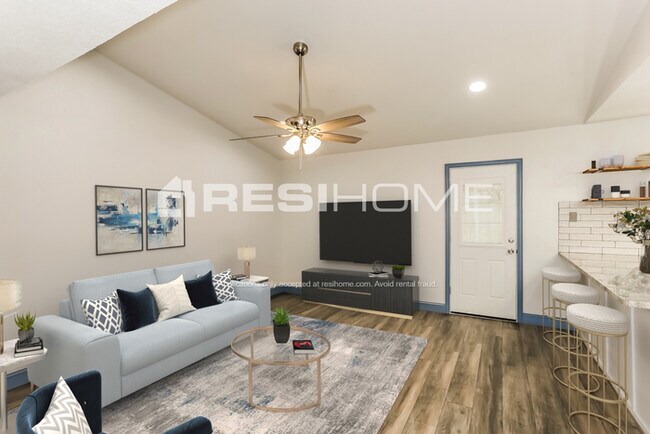 Building Photo - 425 W Grenoble Drive