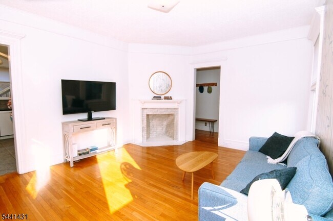 Foto del edificio - 306 Springfield Ave