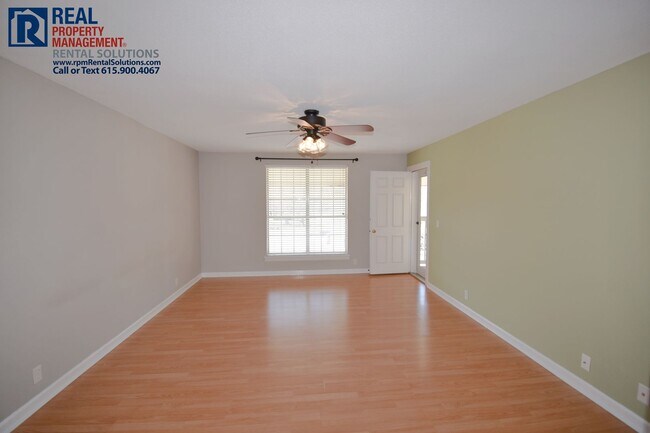 Foto del edificio - 1280 Middle Tennessee Blvd