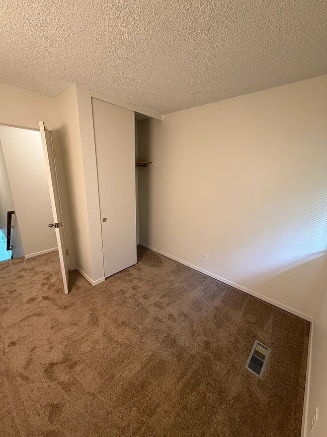 Building Photo - 1225 Elegante Ln