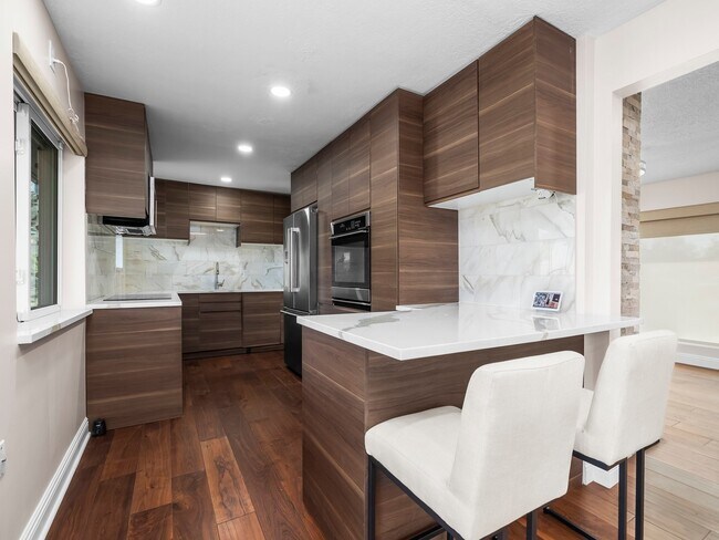 Foto del edificio - 2885 E Loran Heights Dr