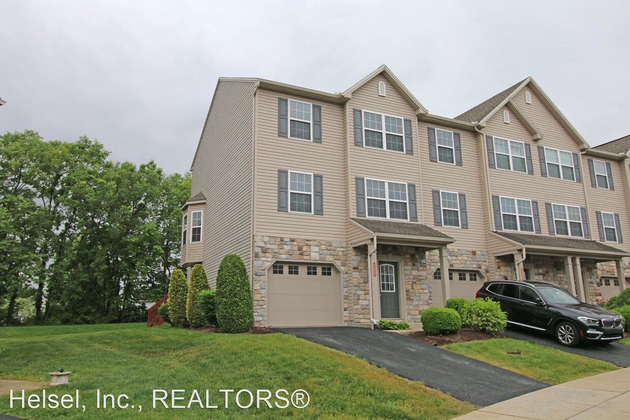 Primary Photo - 3 br, 2.5 bath House - 6208 Galleon Drive