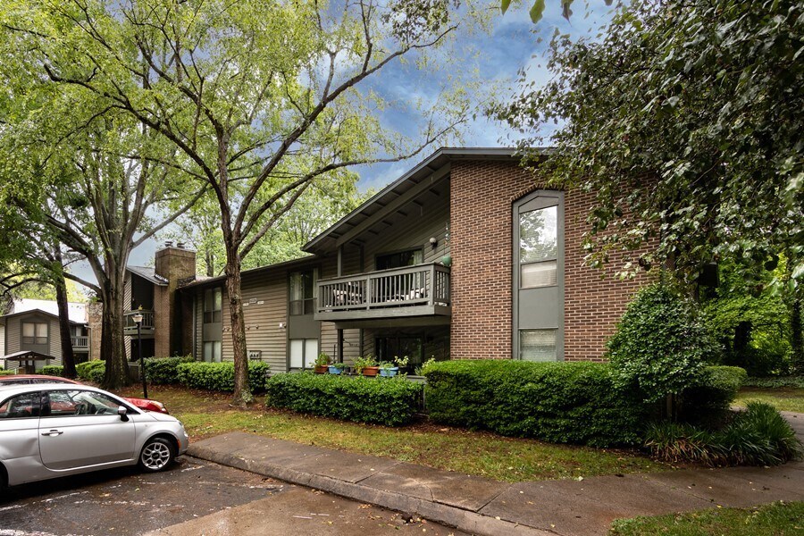 5008 Sardis Rd, Charlotte, NC 28270 Condo for Rent in Charlotte, NC