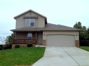 Building Photo - 1303 W Robin St