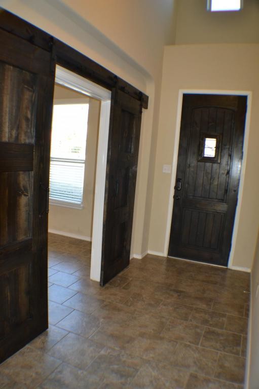 Building Photo - 129 Grand Vista