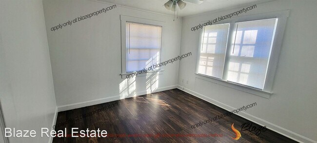 Building Photo - 3 br, 1 bath House - 506 S Prospect