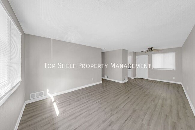 Foto del edificio - 1237 E 35th Ct