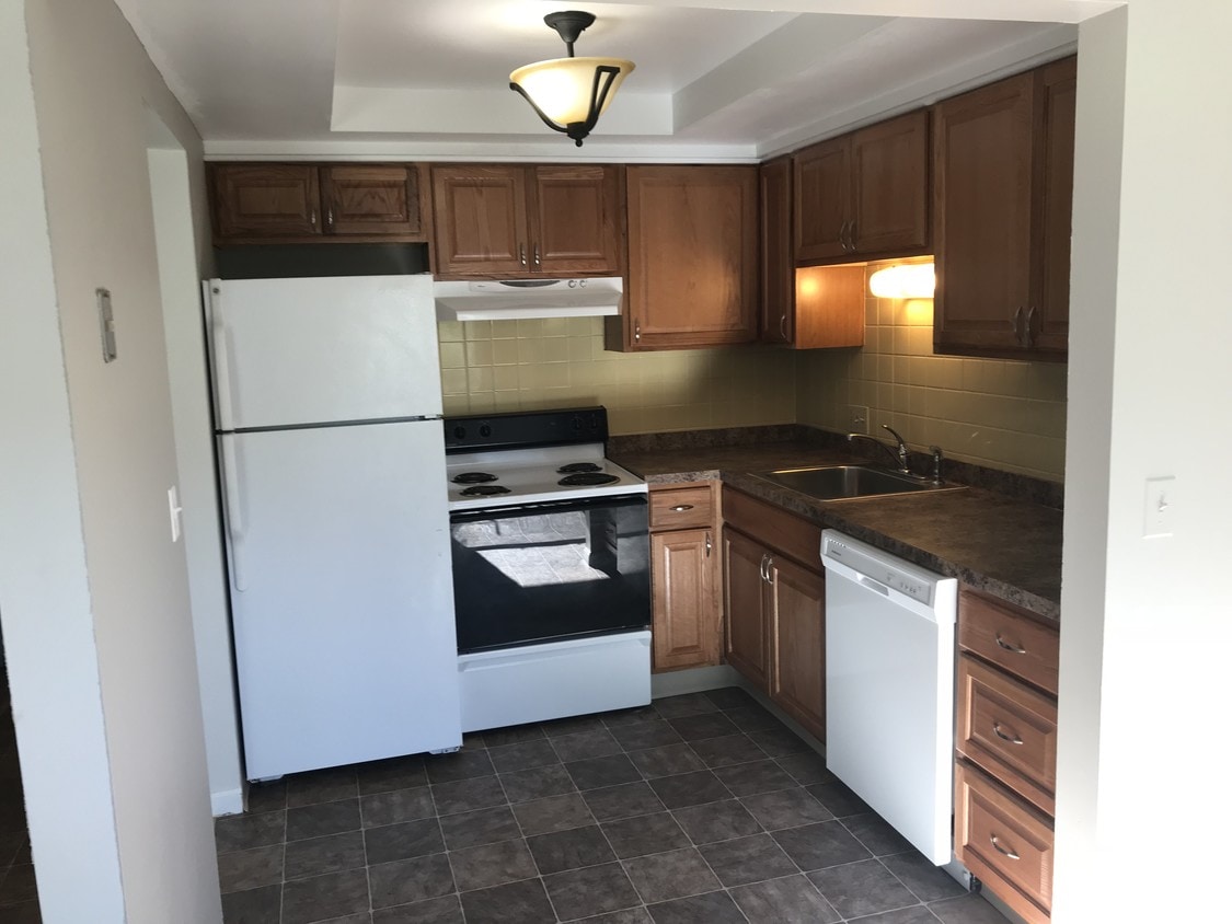 kitchen - 63 Savona St