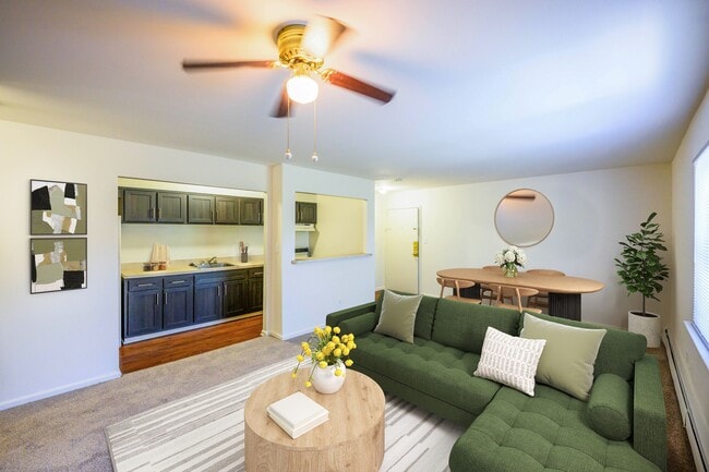 Building Photo - Melrose Place Apartments