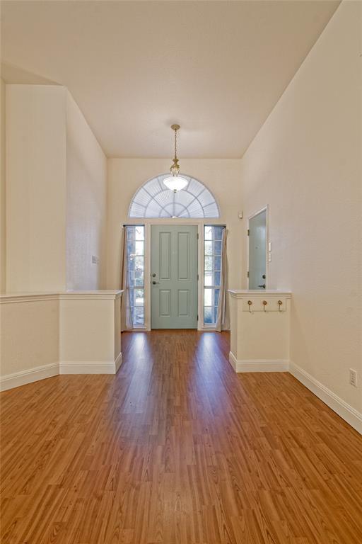Foto del edificio - 301 Derby Ln