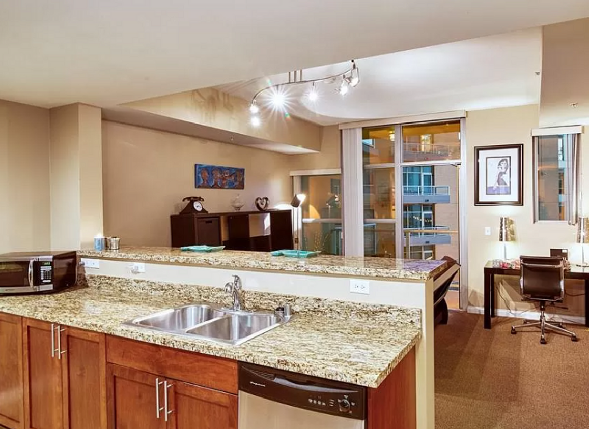 Foto principal - WOW ***STEPS FROM PETCO PARK STUDIO***PET ...