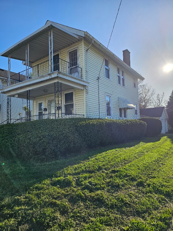 Foto del edificio - 5257 Rolston Ave