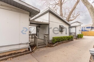 Building Photo - 703 Nelray Blvd