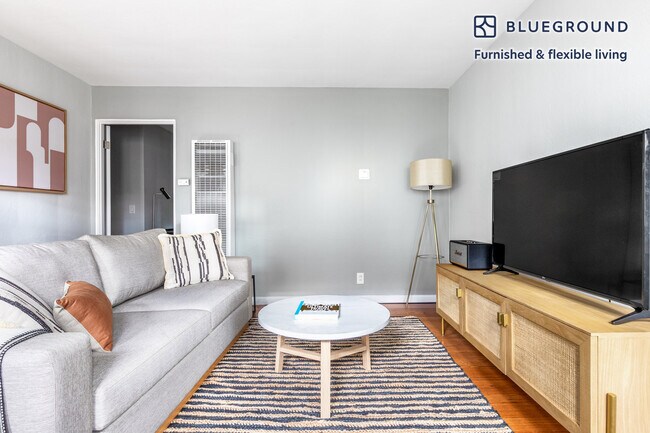 Foto del edificio - 335 Hawthorne Ave