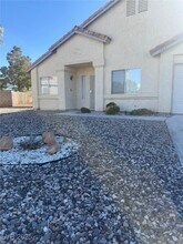 Building Photo - 745 Gullwing Ln