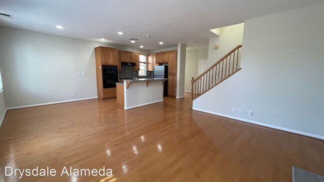 Building Photo - 2 br, 2.5 bath House - 1128 Hillery Way
