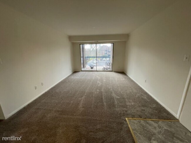 Foto del edificio - 1 br, 1 bath Condo - 7909 Coriander Drive