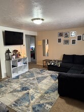 Building Photo - 1748 S 500 E