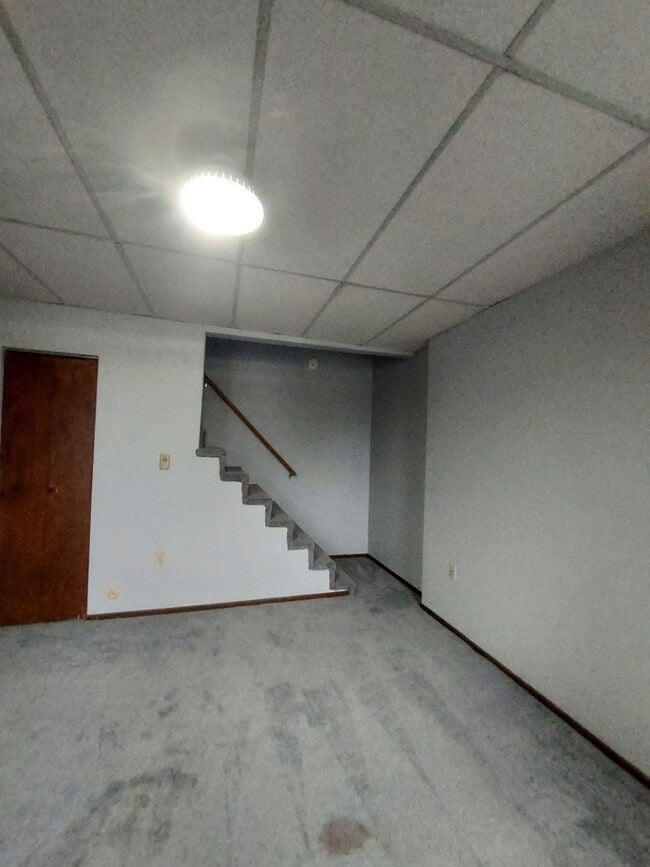 Foto del edificio - 1252 W Main St