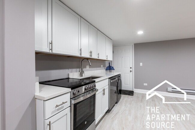 Foto del edificio - 6957 N Greenview Ave