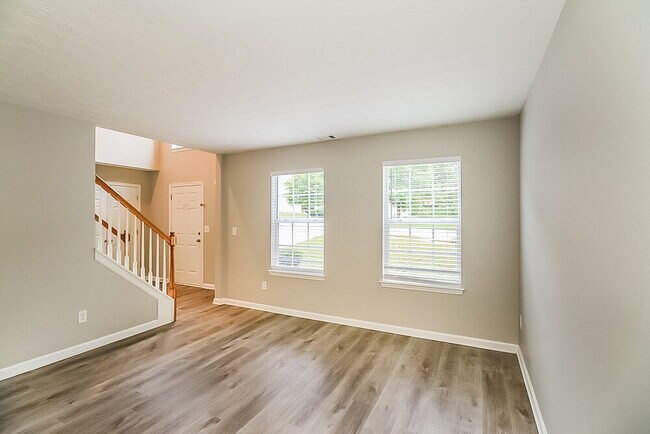 Building Photo - 51 Belmont Park Ln