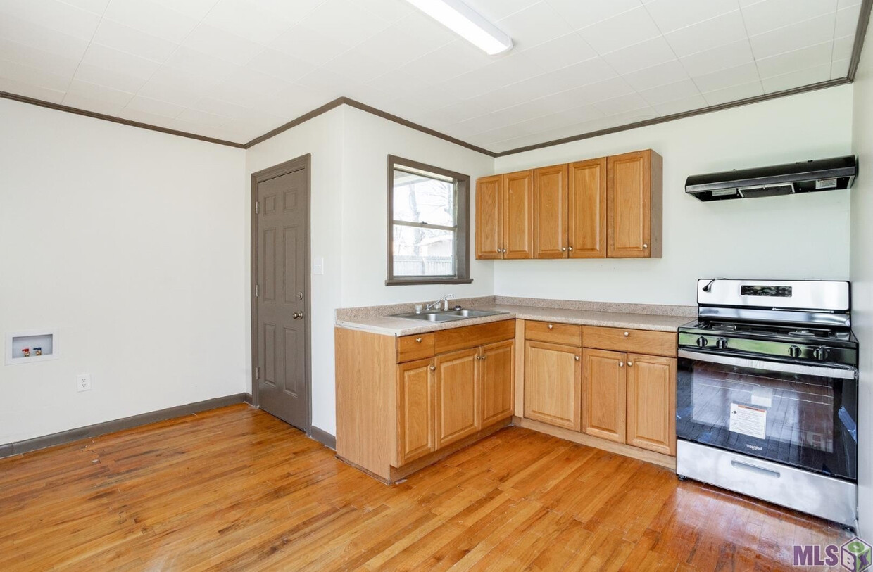 Foto principal - 58020 Washington St