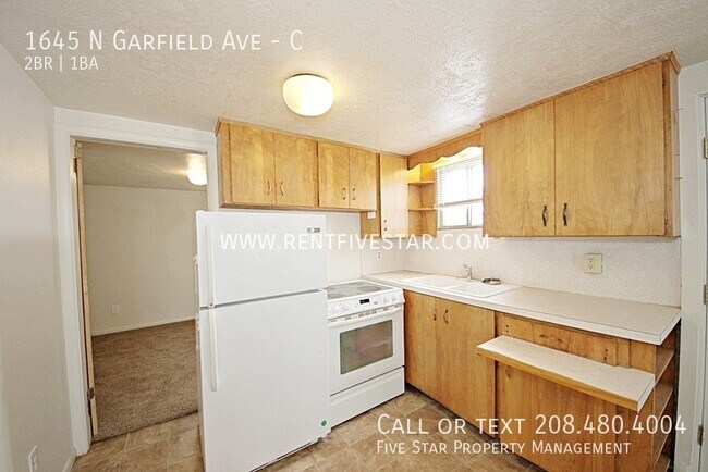 Foto del edificio - 1645 N Garfield Ave