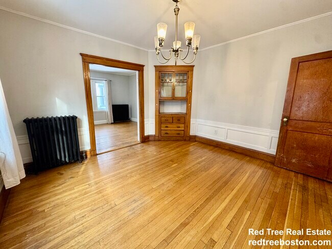 Building Photo - 12 Saint Peter St