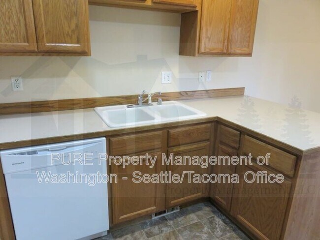 Foto del edificio - 2126 172nd St E