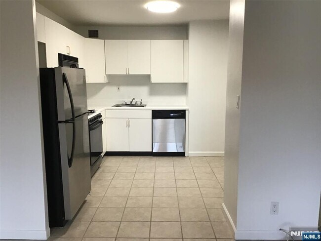 Foto del edificio - 1203 River Rd