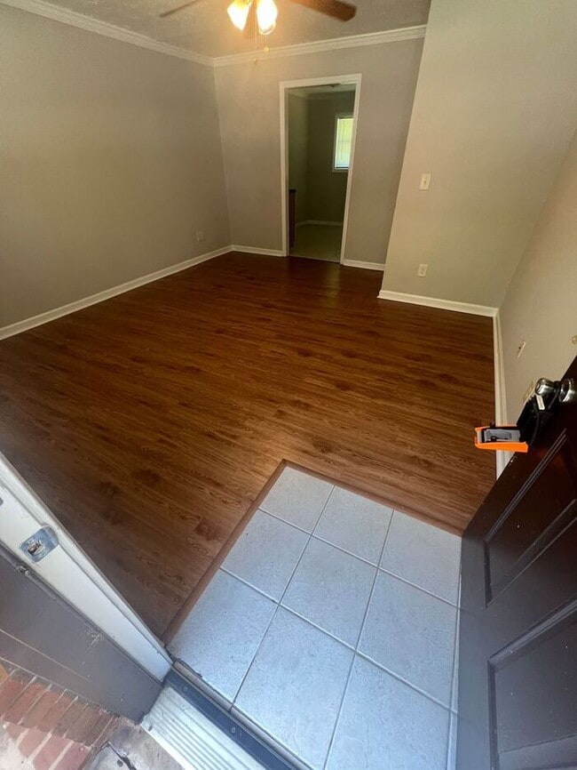 Building Photo - NOW READY in Sugar Hill! 2 bedroom 1 bath ranch duplex!