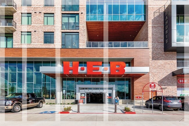 Building Photo - 1611 McDonald St