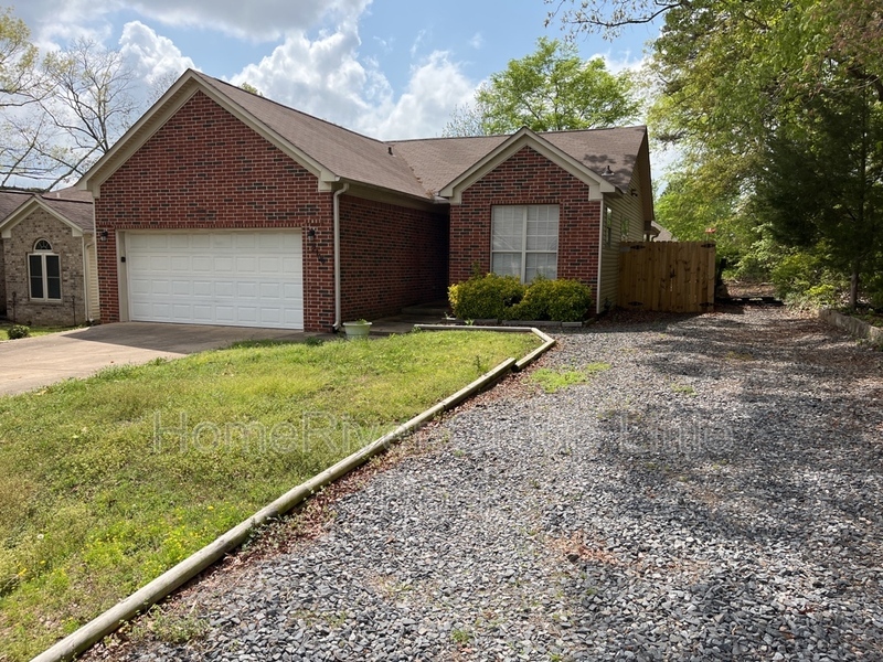 Primary Photo - 2106 Wilson Rd