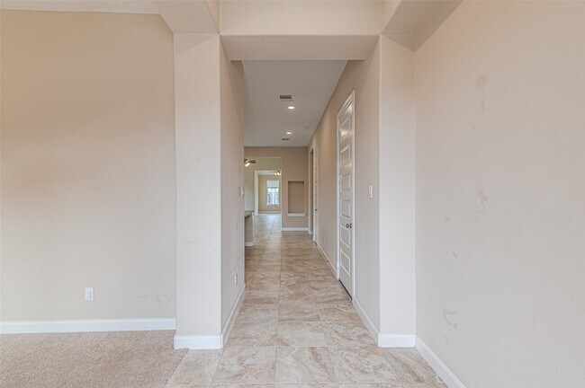 Building Photo - 24610 Windmill Canyon Ln