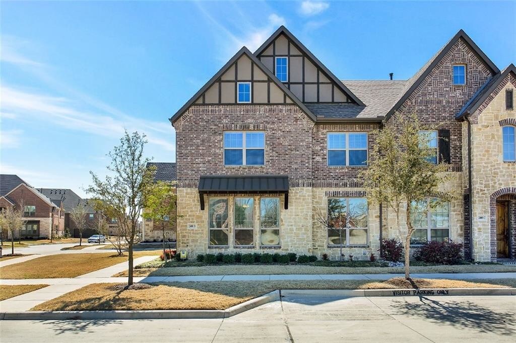 2400 Holt Dr, Carrollton, TX 75010 House Rental in Carrollton, TX